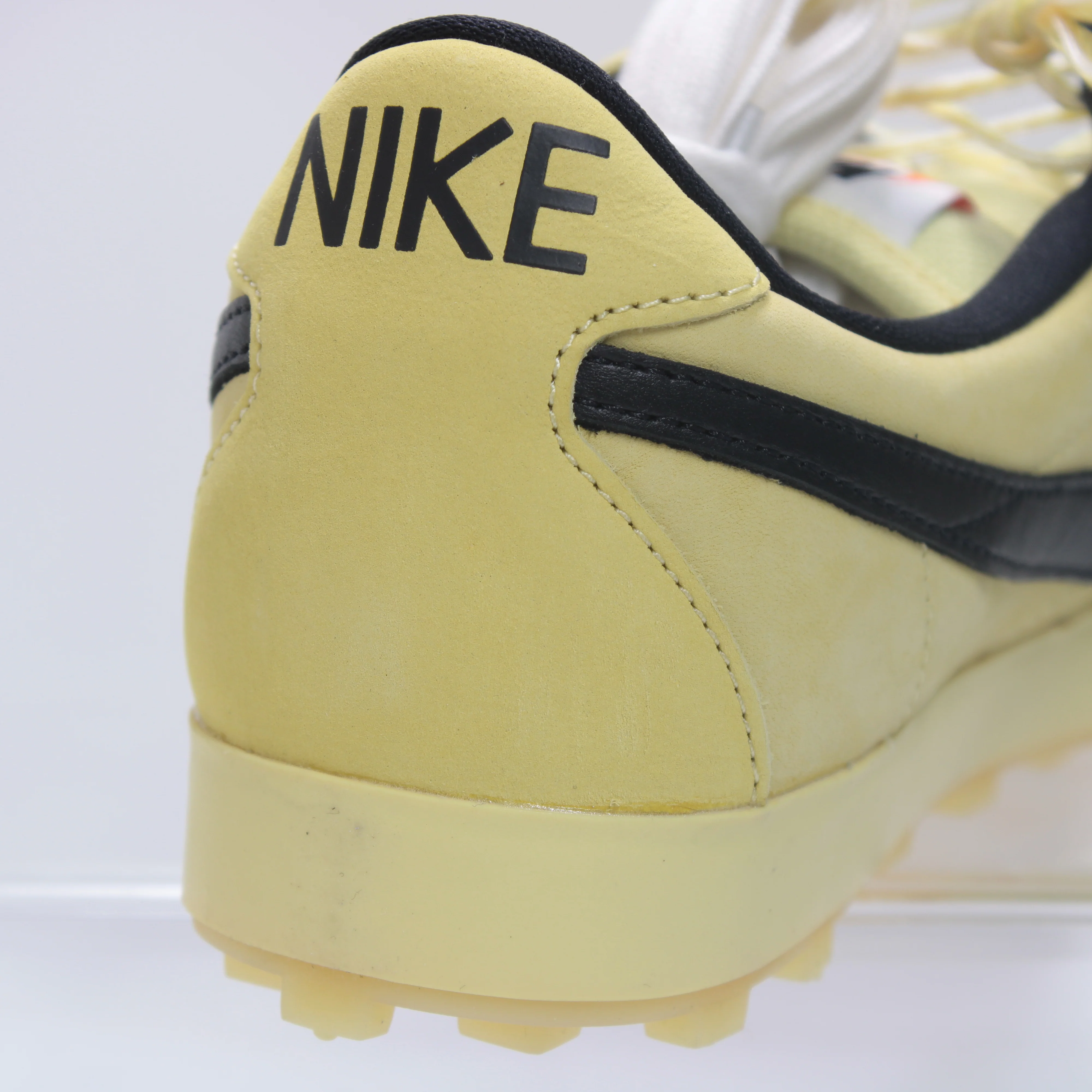 Nike Astrograbber Soft Yellow Black Sail Safety Orange Qs Uk Size 8 - Image 5