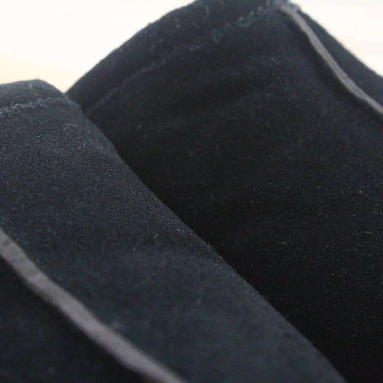 Mens UGG Scuff Slipper New Black Suede - Image 5